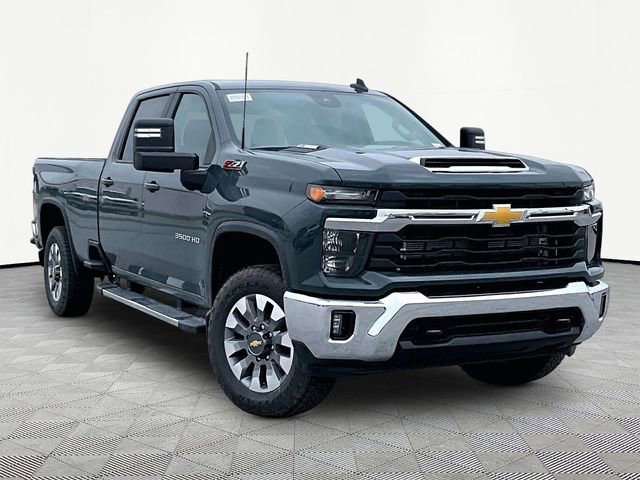 New 2026 Chevrolet Silverado 3500 LT