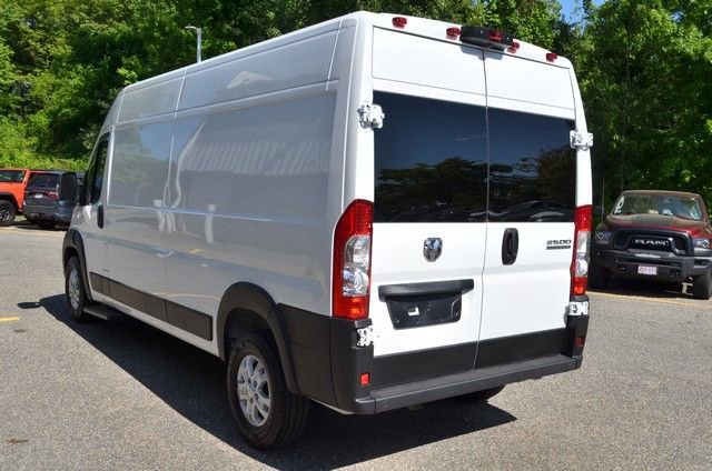 Used 2024 RAM ProMaster 2500 w/ Quick Order Package 22G SLT FWD image 6