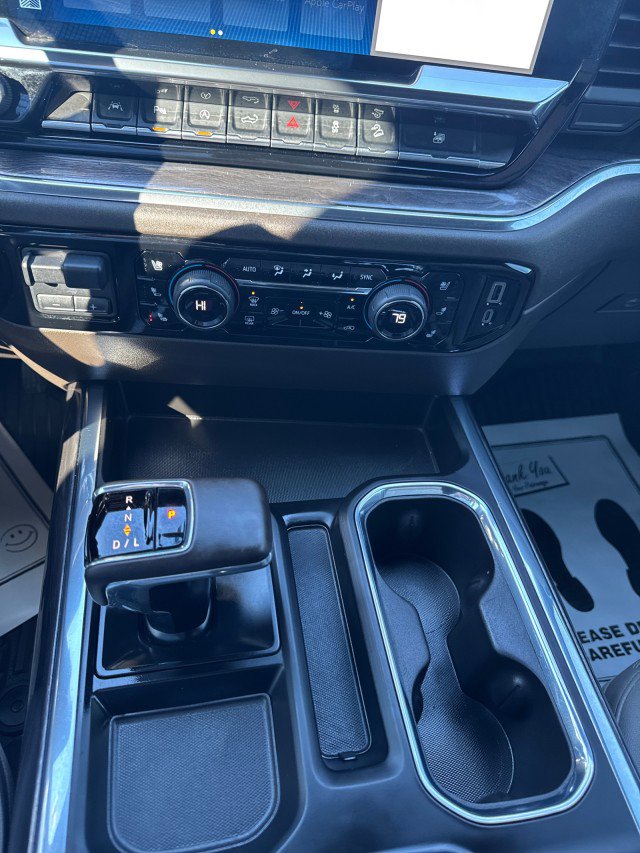 Used 2025 Chevrolet Silverado 1500 LTZ image 10