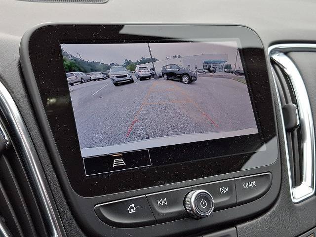 Certified 2025 Chevrolet Malibu LT FWD image 18