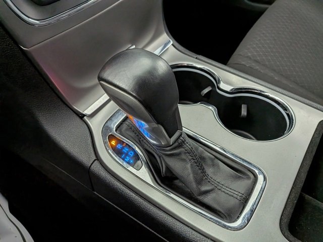 Used 2020 Jeep Grand Cherokee Laredo w/ Security & Convenience Group image 17