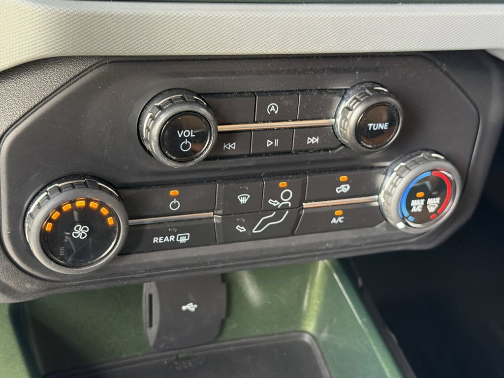 Used 2022 Ford Bronco 4-Door AWD/4WD image 30