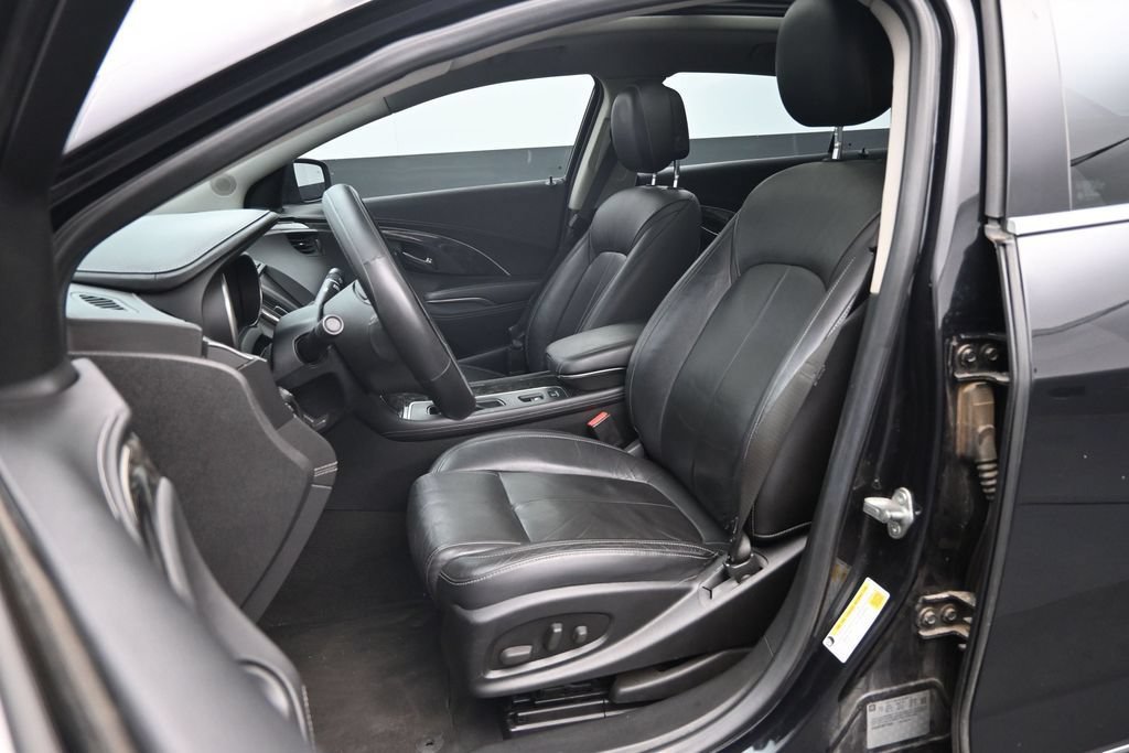 Used 2014 Buick LaCrosse Leather w/ Driver Confidence Package FWD image 21