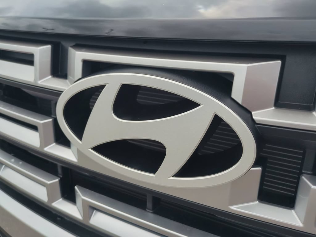 New 2027 Hyundai Santa Cruz SE FWD image 13