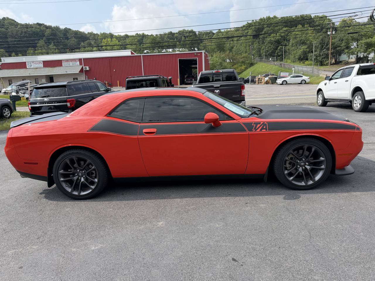 Used 2023 Dodge Challenger R/T w/ T/A Package RWD image 4