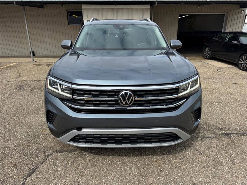 Used 2022 Volkswagen Atlas SEL image 2