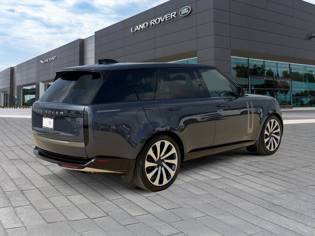 New 2026 Land Rover Range Rover SE AWD/4WD image 5