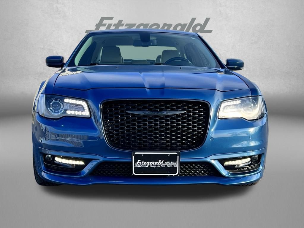 Used 2022 Chrysler 300 Touring L w/ Comfort Group image 5