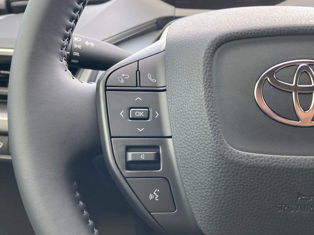 New 2026 Toyota Prius LE FWD image 14