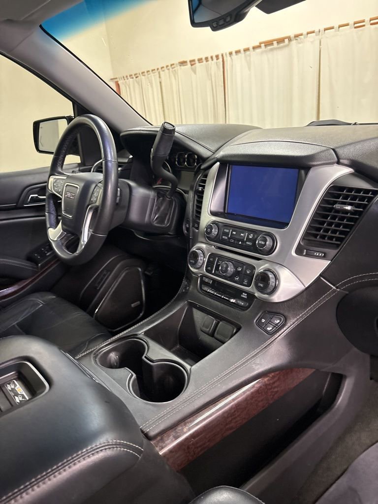 Used 2016 GMC Yukon SLT w/ Open Road Package image 29