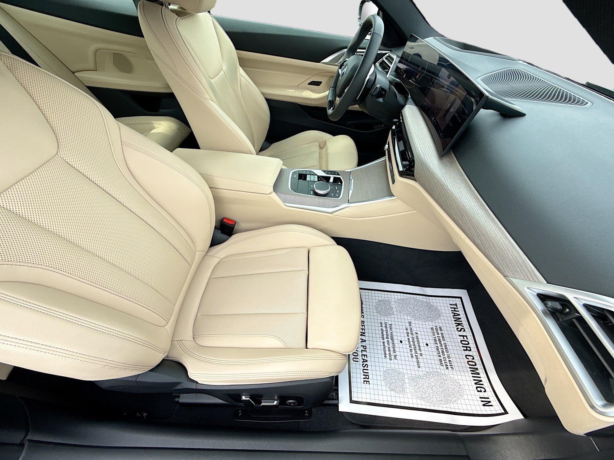 Used 2025 BMW 430i xDrive Coupe w/ Premium Package image 15