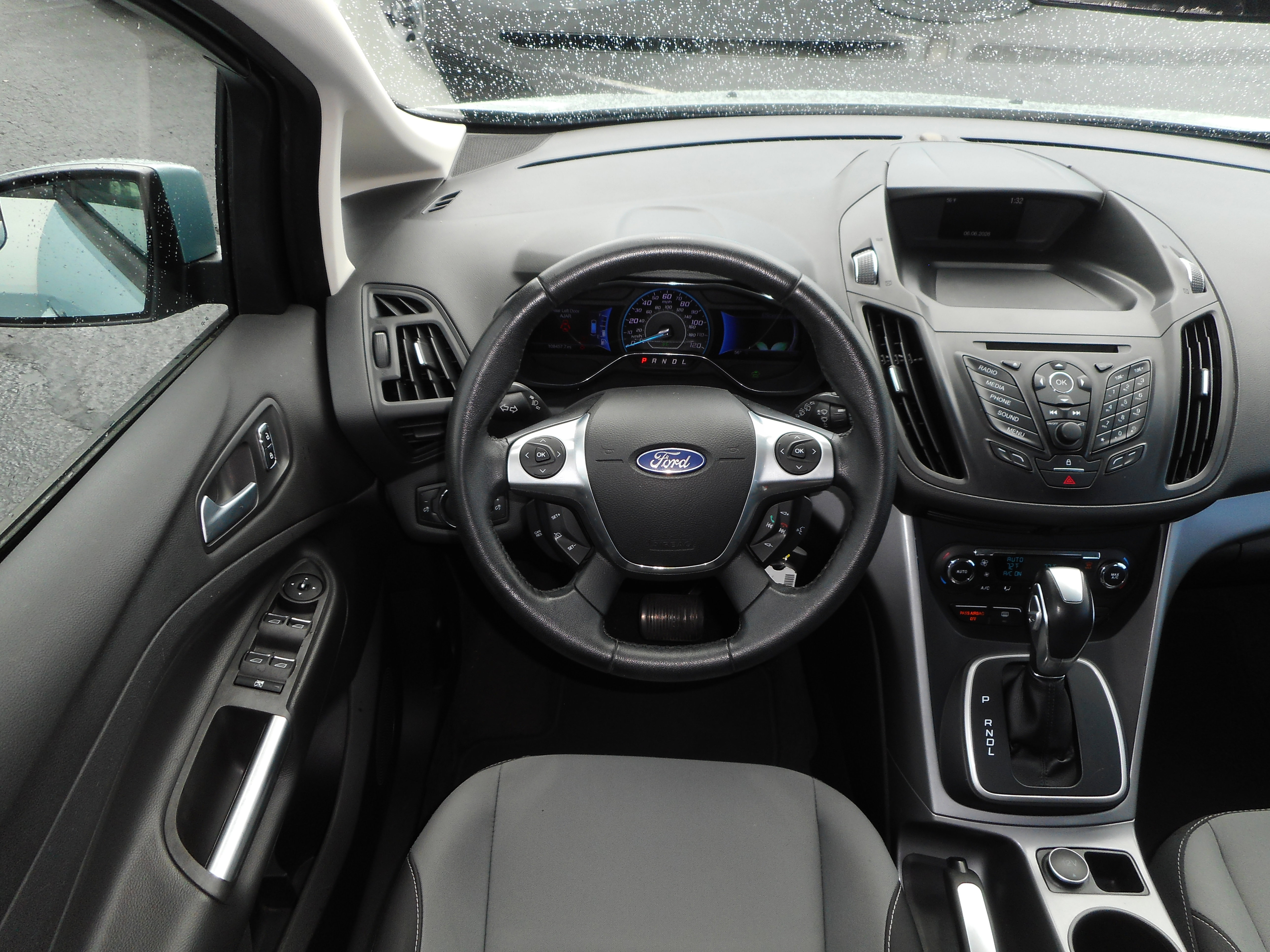 Used 2014 Ford C-MAX SE FWD image 19