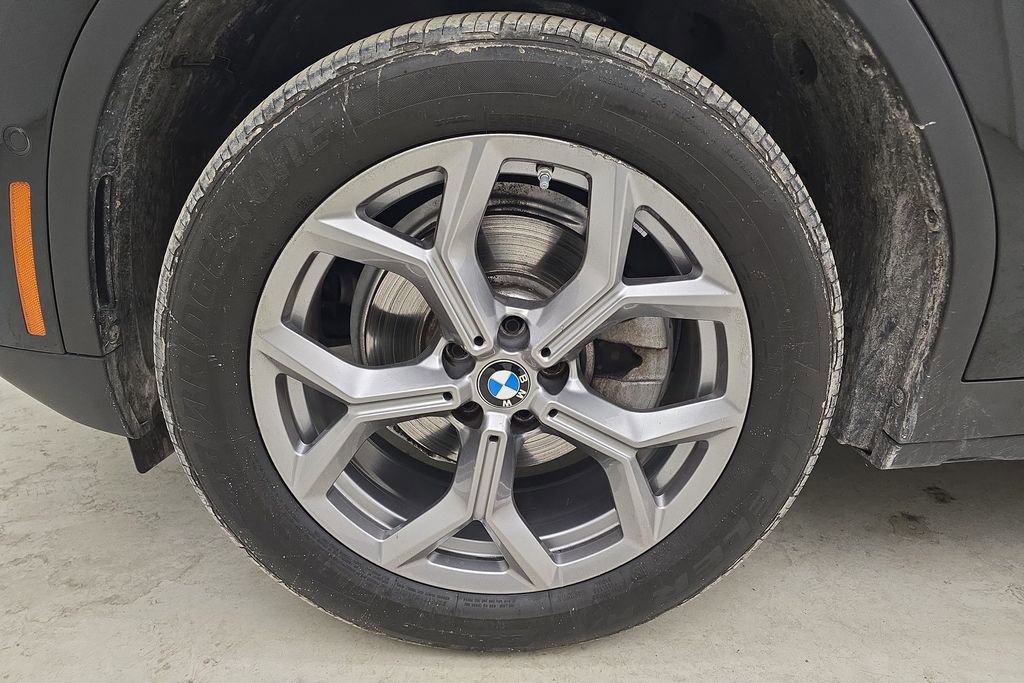 Certified 2024 BMW X3 xDrive30i w/ Premium Package image 11