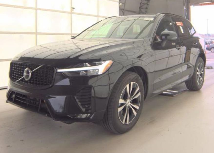 Used 2025 Volvo XC60 B5 Core AWD/4WD image 1