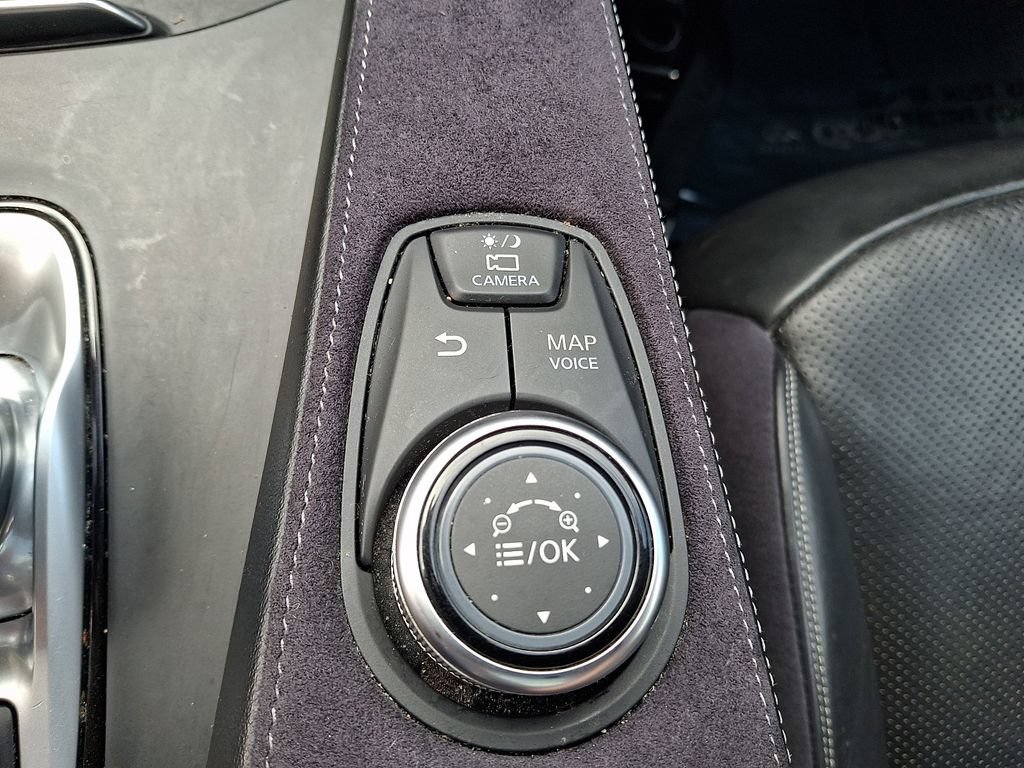 Used 2019 INFINITI QX50 Essential w/ Sensory Package AWD/4WD image 23