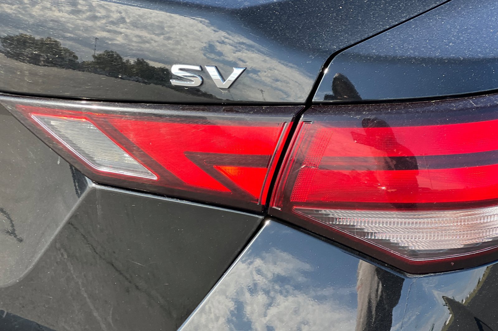 Used 2024 Nissan Sentra SV image 28