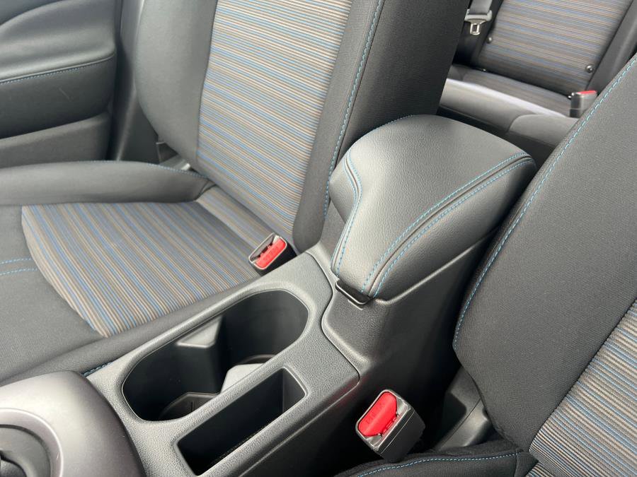 Used 2025 Nissan Leaf S image 28