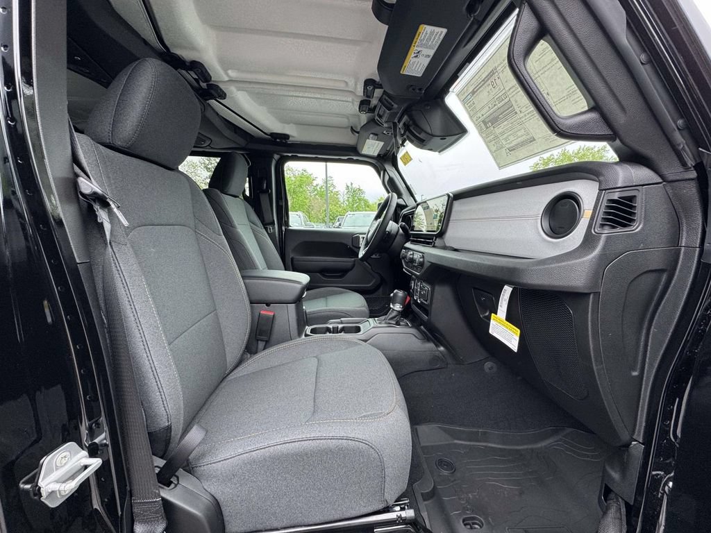 New 2026 Jeep Gladiator Sport AWD/4WD image 15