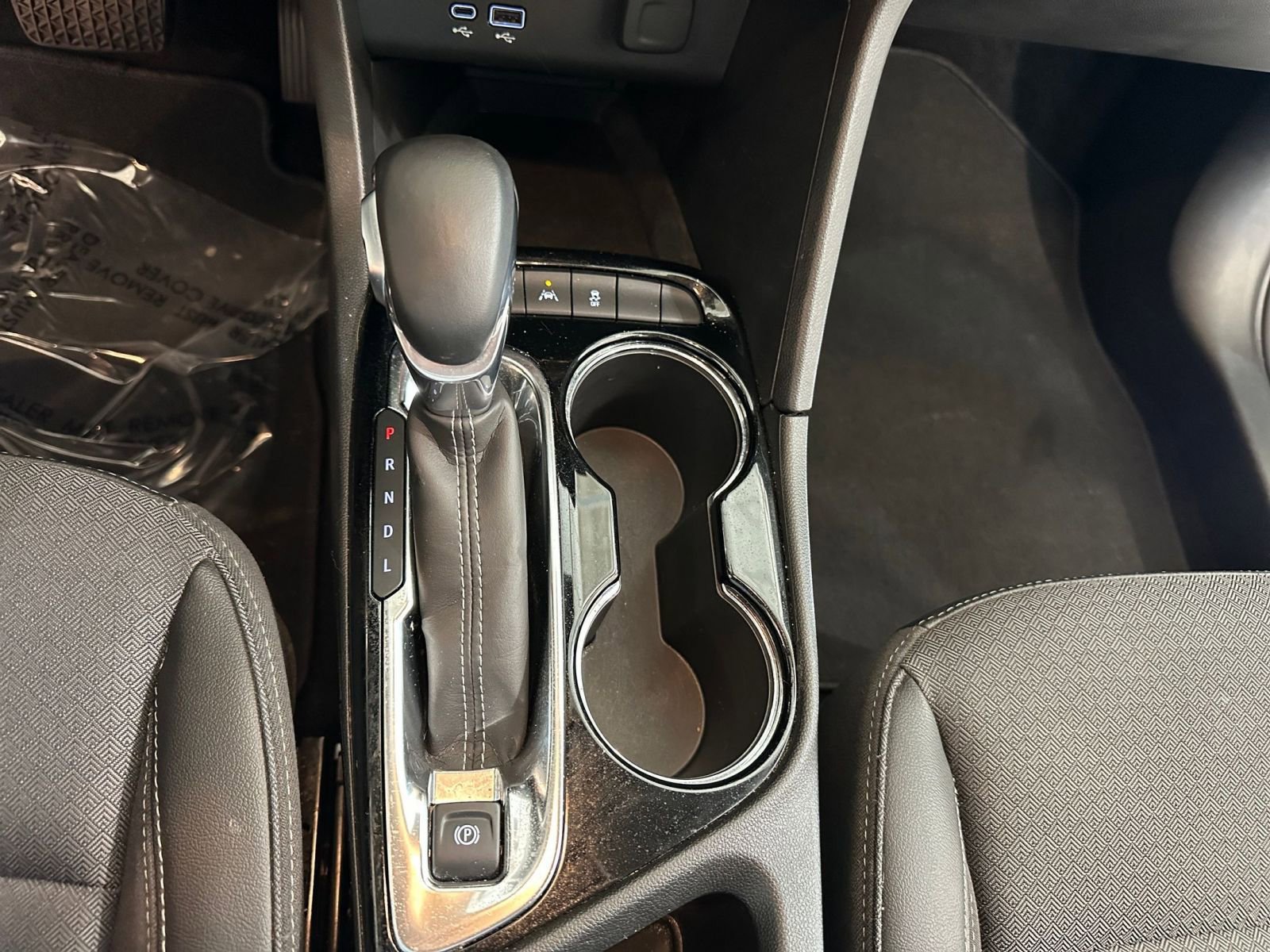 Used 2025 Buick Encore GX Preferred FWD image 40