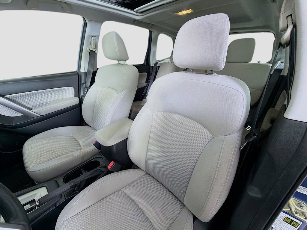 Used 2017 Subaru Forester 2.5i Premium AWD/4WD image 13