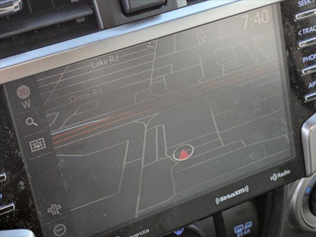 Used 2022 Toyota 4Runner SR5 Premium image 10