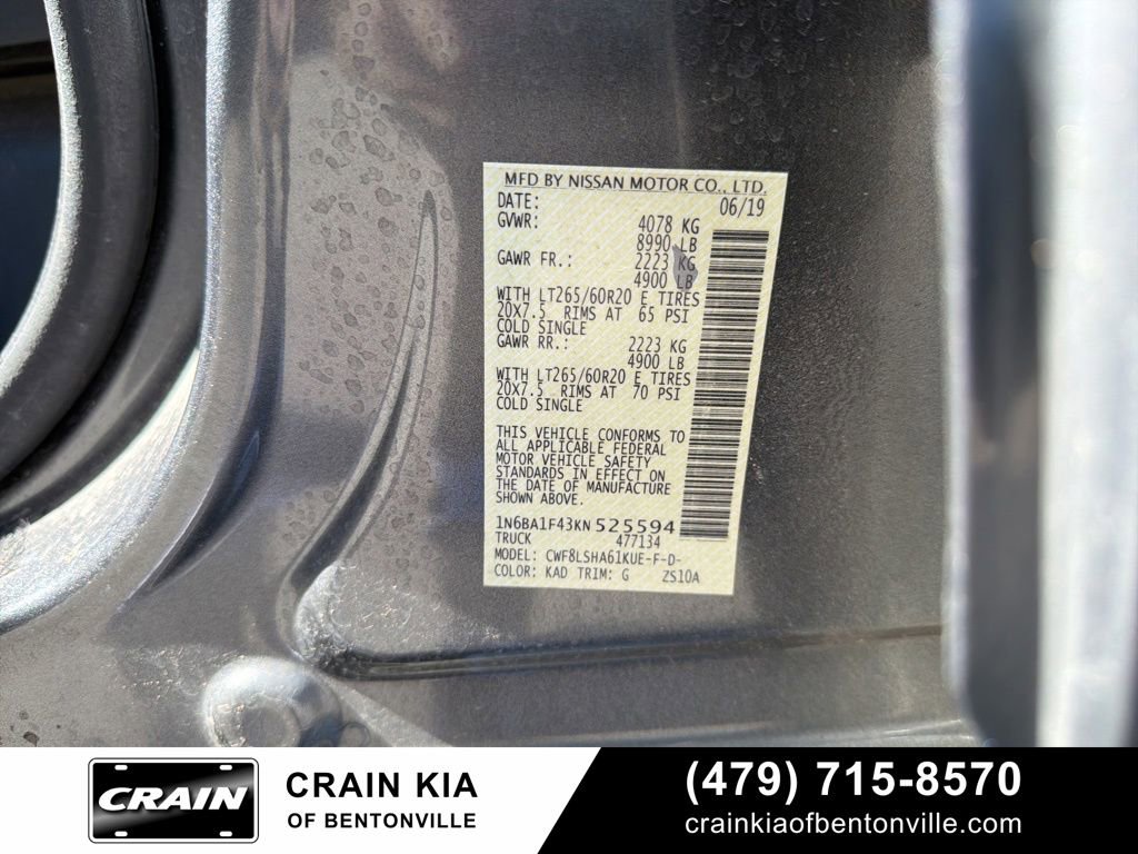 Used 2019 Nissan Titan SV w/ SV Convenience Package image 17