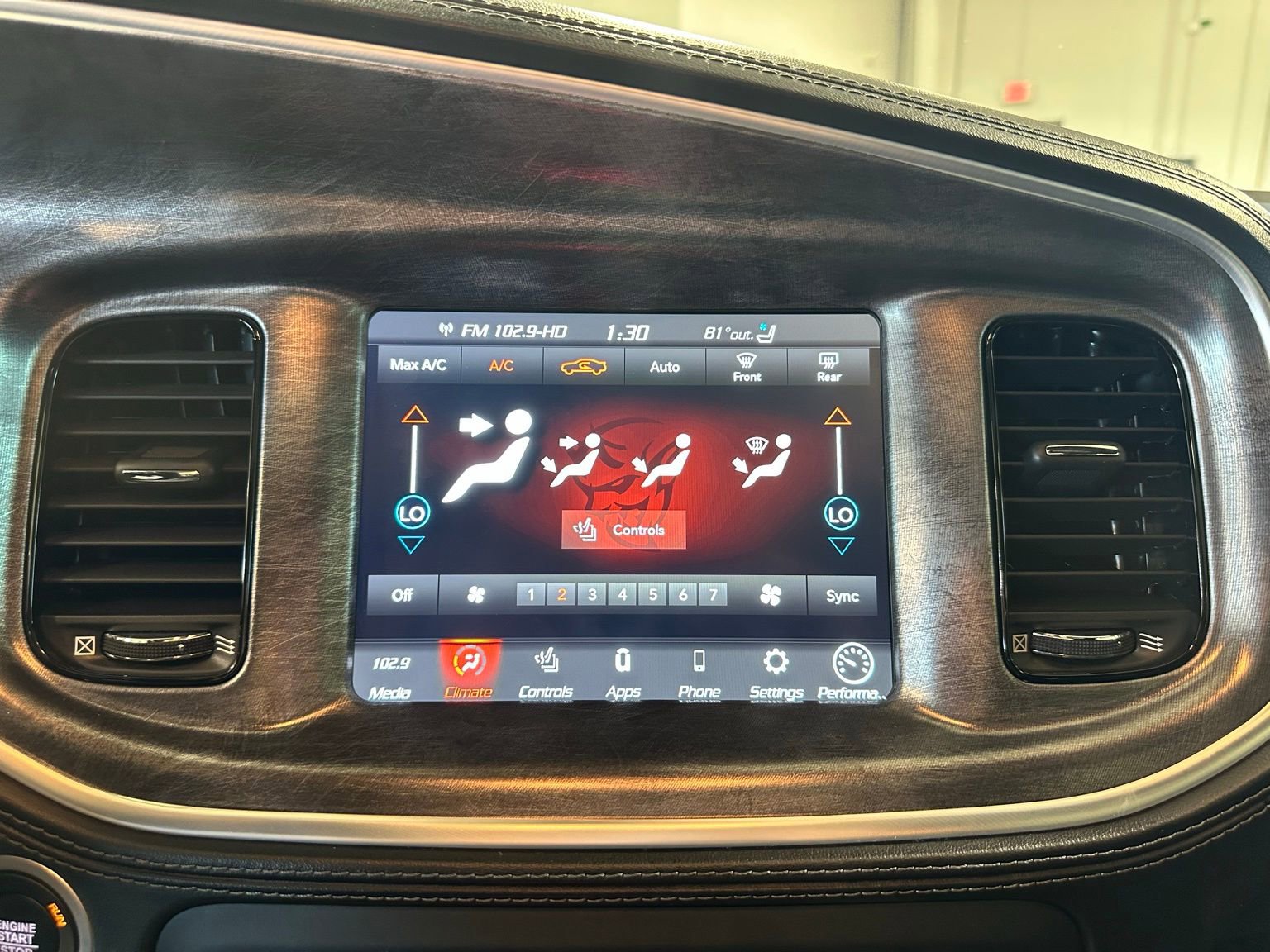 Used 2023 Dodge Charger Scat Pack w/ Daytona Edition Group image 27