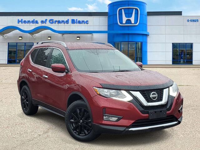 Used 2019 Nissan Rogue SV image 1