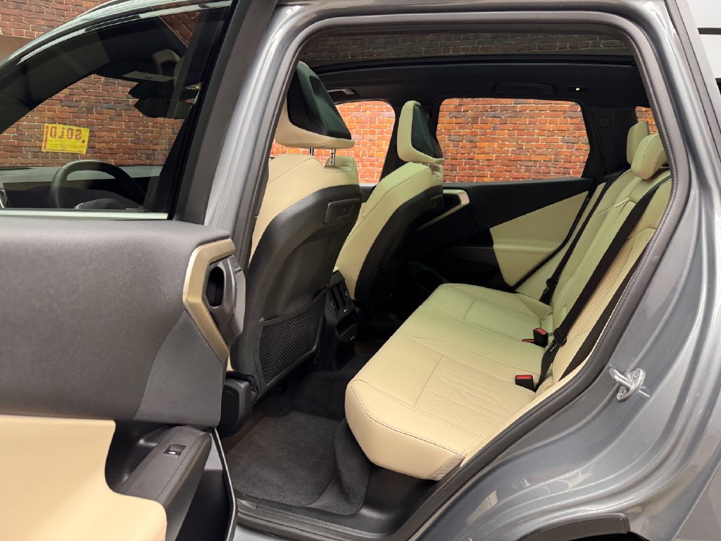 Certified 2025 BMW X3 xDrive30i w/ Premium Package AWD/4WD image 23