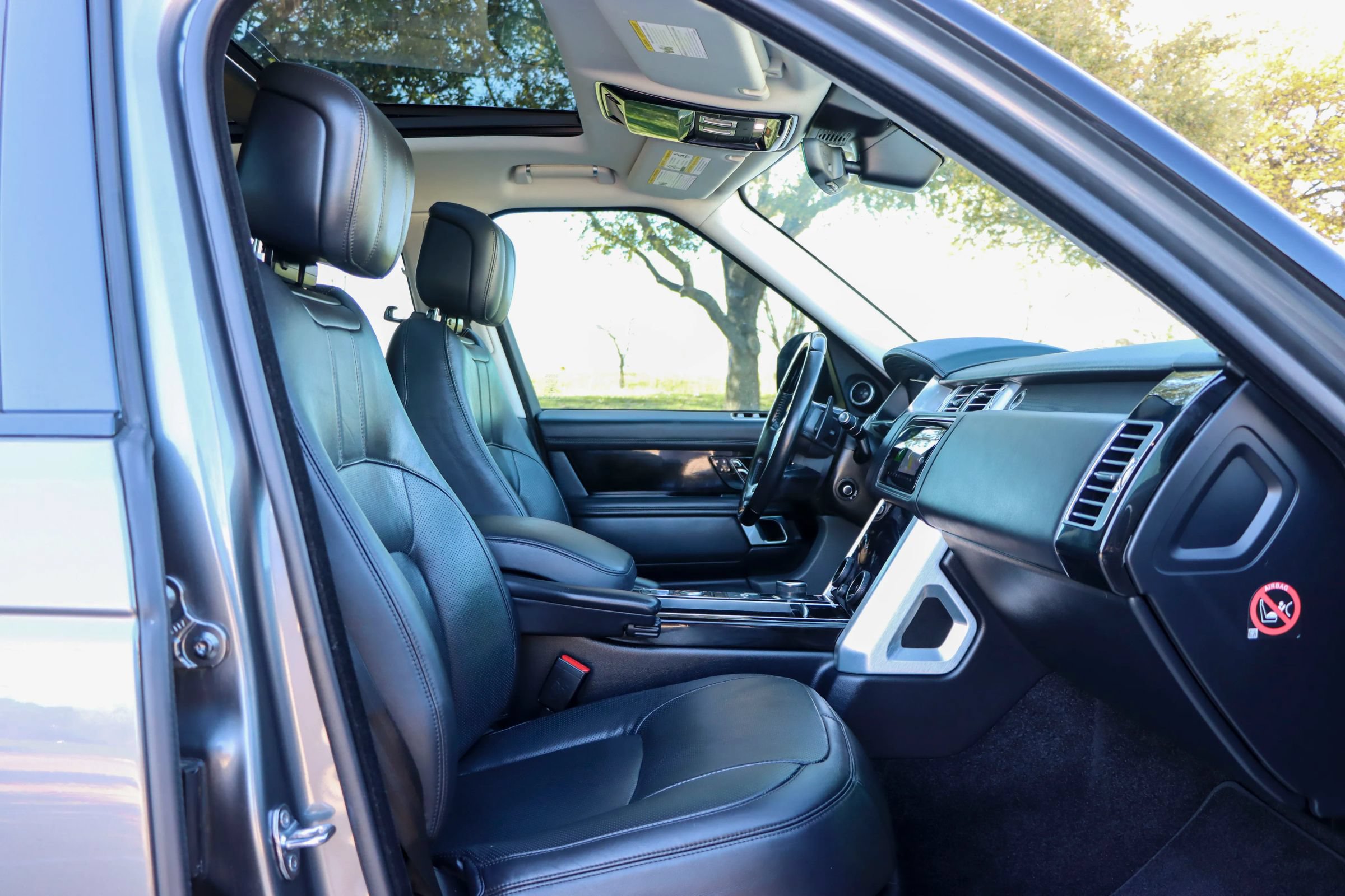 Used 2018 Land Rover Range Rover HSE AWD/4WD image 41
