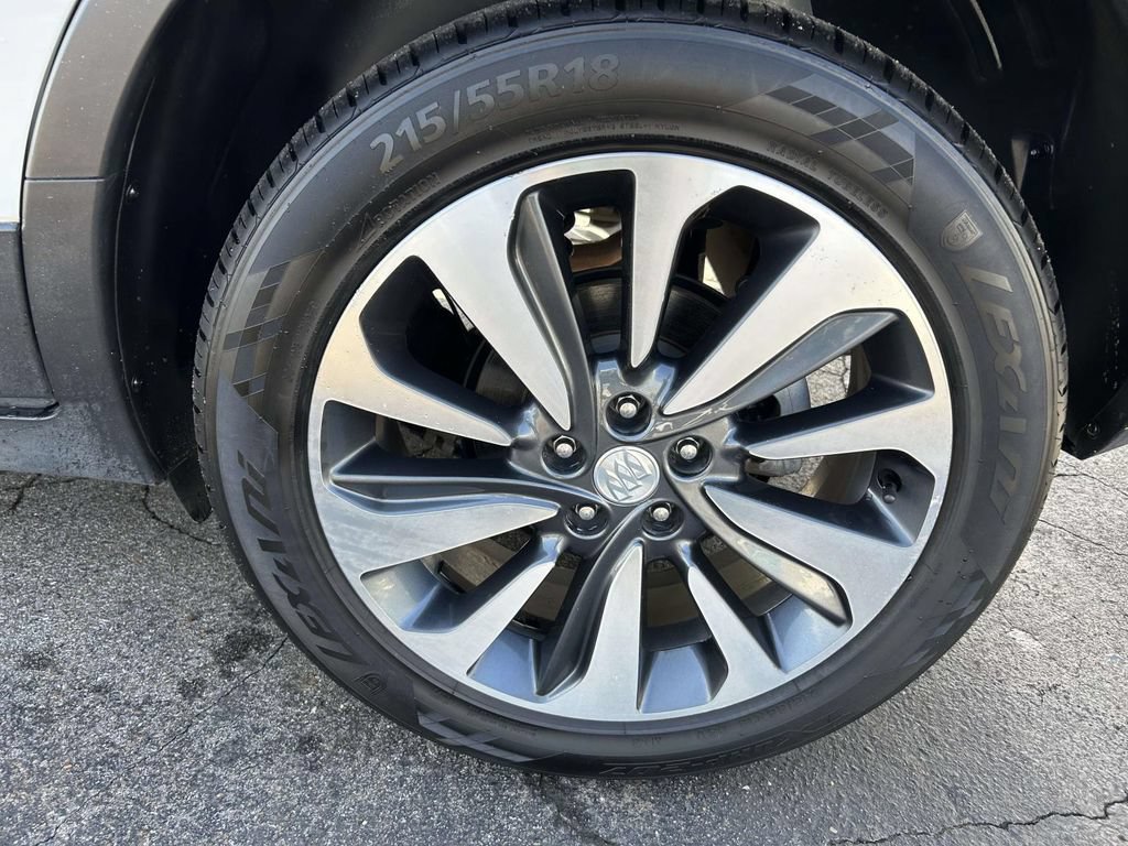 Used 2021 Buick Encore Preferred FWD image 13