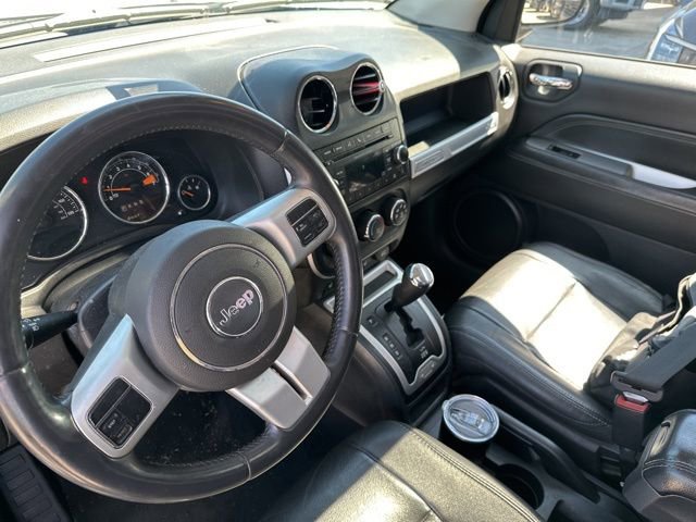 Used 2015 Jeep Compass High Altitude image 10