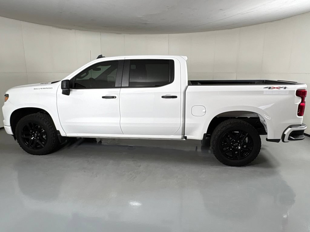 Certified 2026 Chevrolet Silverado 1500 Custom AWD/4WD image 6