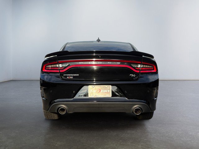 Used 2022 Dodge Charger R/T w/ Plus Group RWD image 14