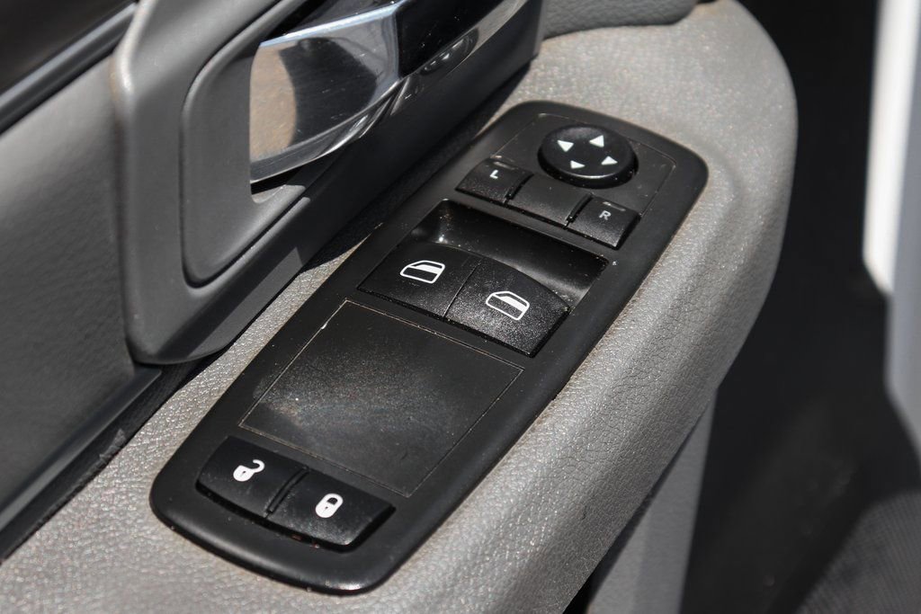 Used 2015 RAM 1500 Classic SLT w/ Trailer & Traction Group image 14