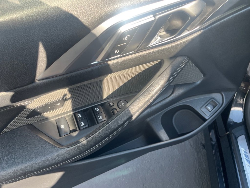 Used 2021 BMW M440i Convertible w/ Executive Package image 15