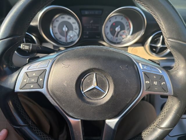 Used 2012 Mercedes-Benz SLK 350 image 13