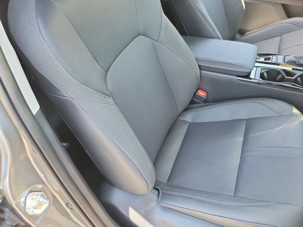 Used 2026 Toyota Camry XLE AWD/4WD image 20