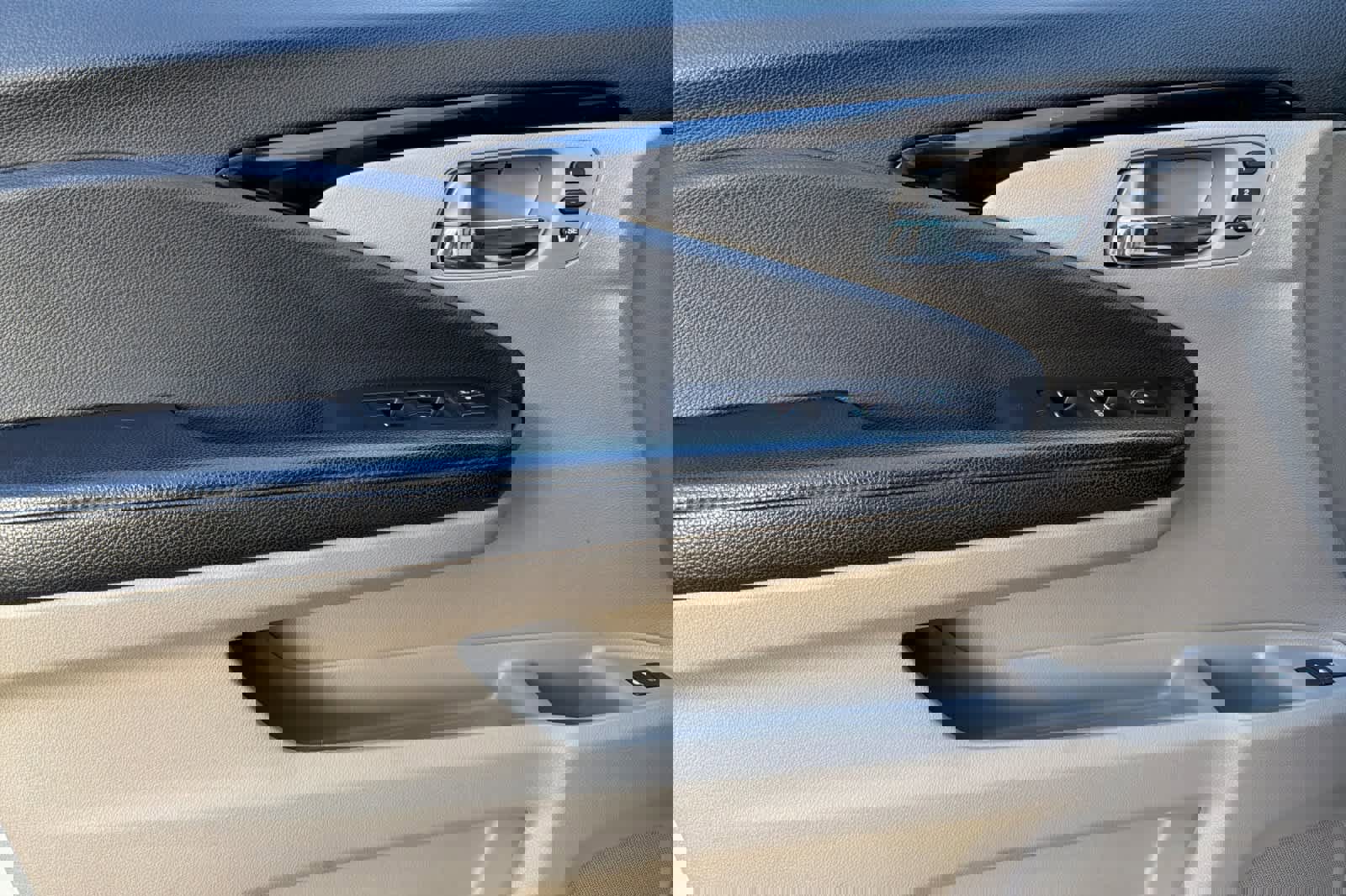 Certified 2019 Honda Pilot Touring image 14