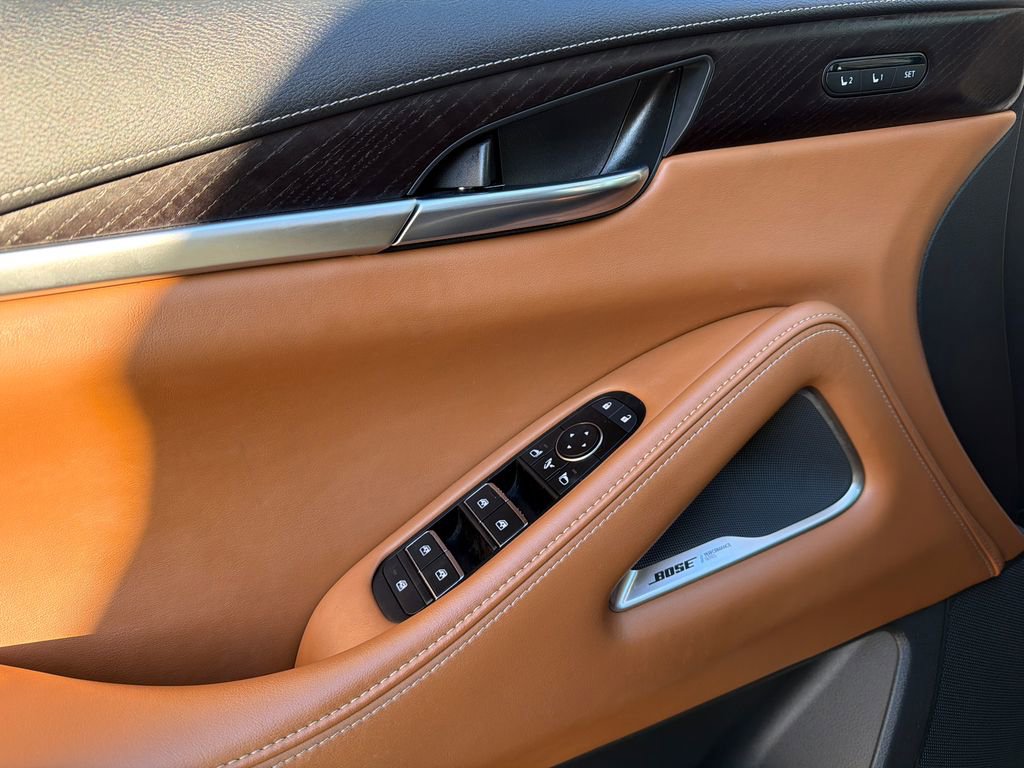 Used 2023 INFINITI QX60 Sensory image 36