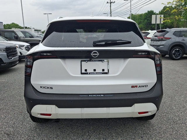 Certified 2025 Nissan Kicks SR AWD/4WD image 6