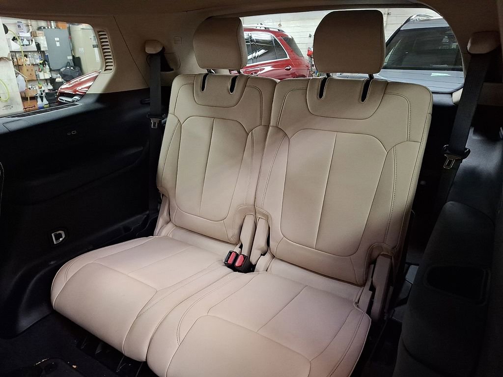 Used 2022 Jeep Grand Cherokee L Limited image 8