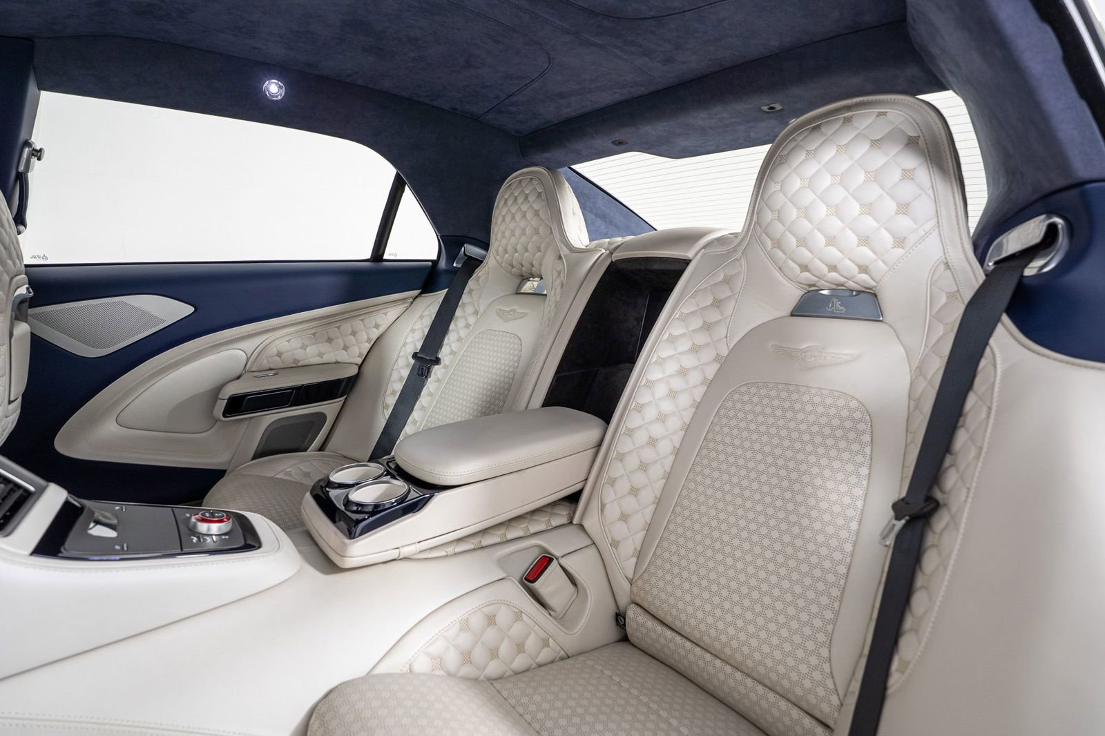 Used 2018 Aston Martin Lagonda RWD image 26