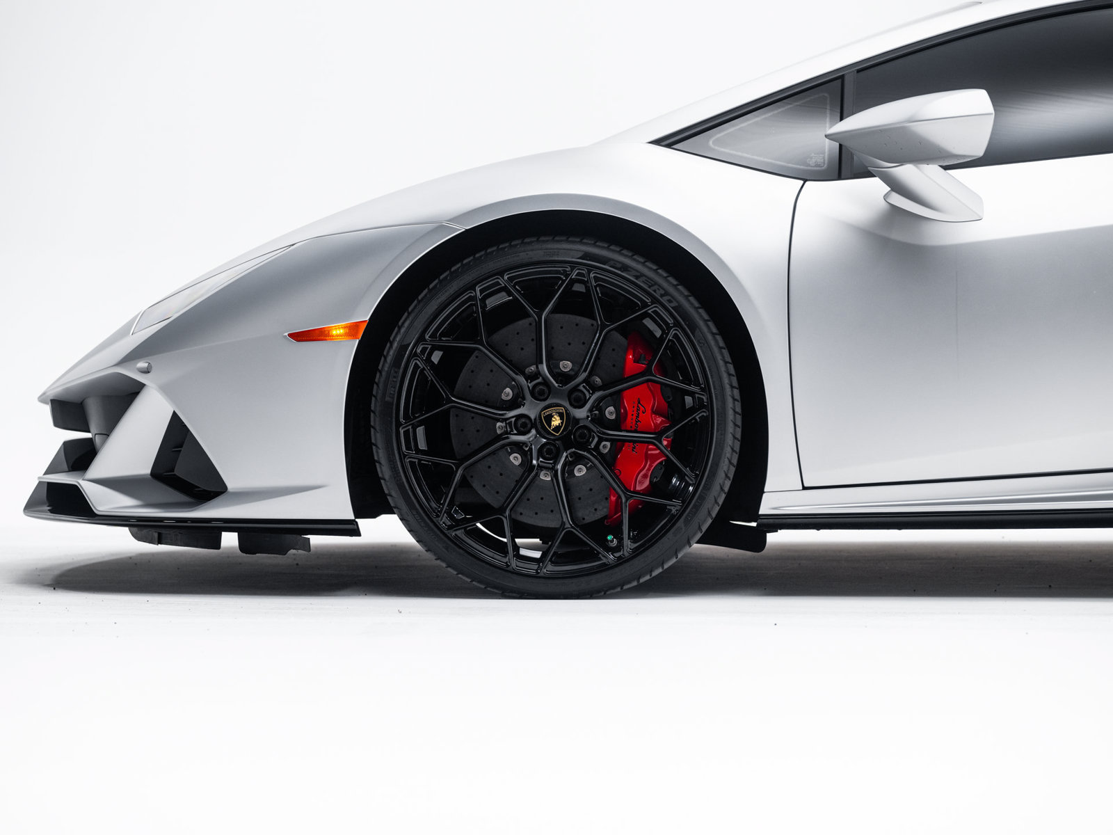 Used 2020 Lamborghini Huracan EVO AWD/4WD image 10