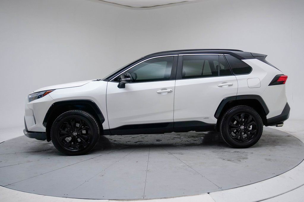 Used 2022 Toyota RAV4 XSE image 6