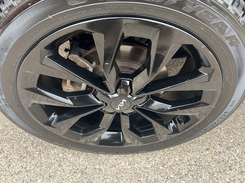 Used 2023 Kia Sorento SX image 43