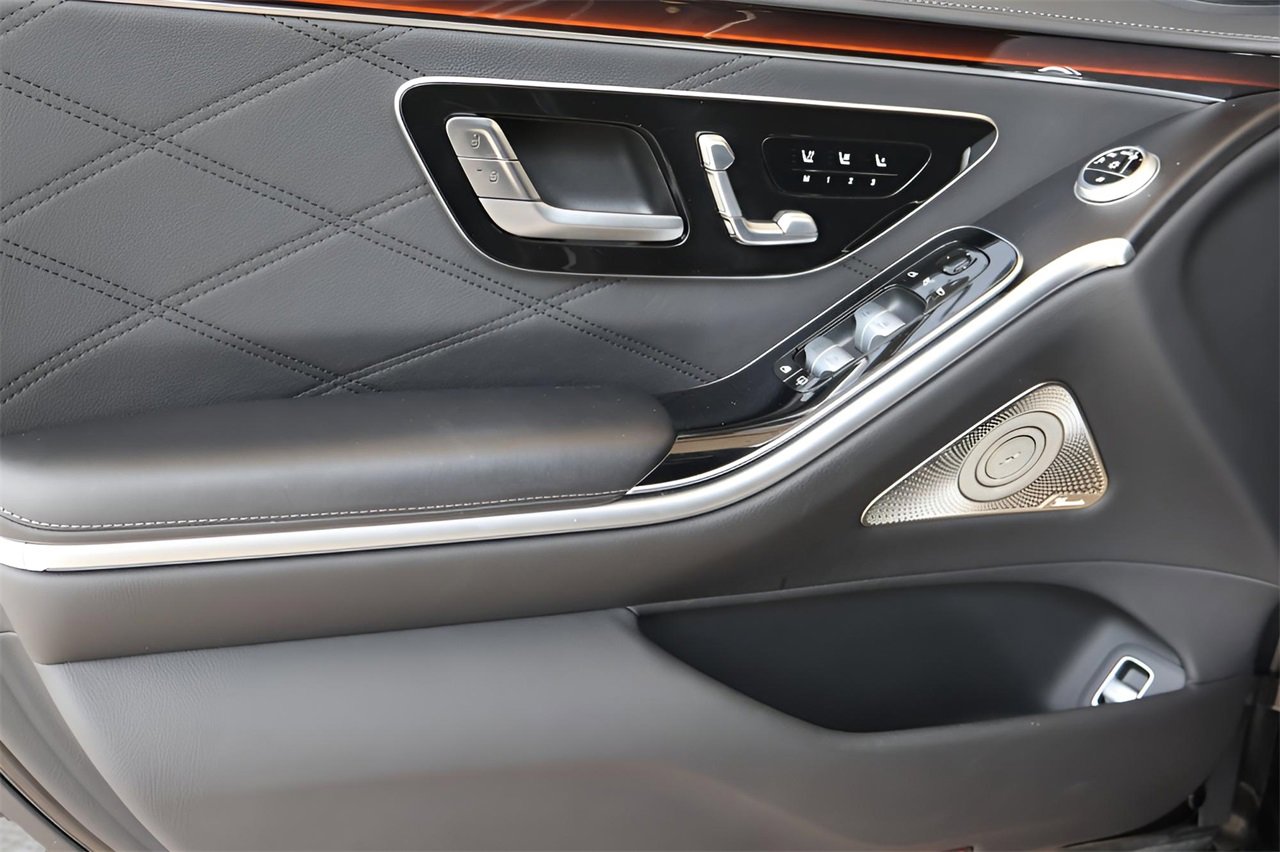 Used 2025 Mercedes-Benz S 63 AMG S image 25