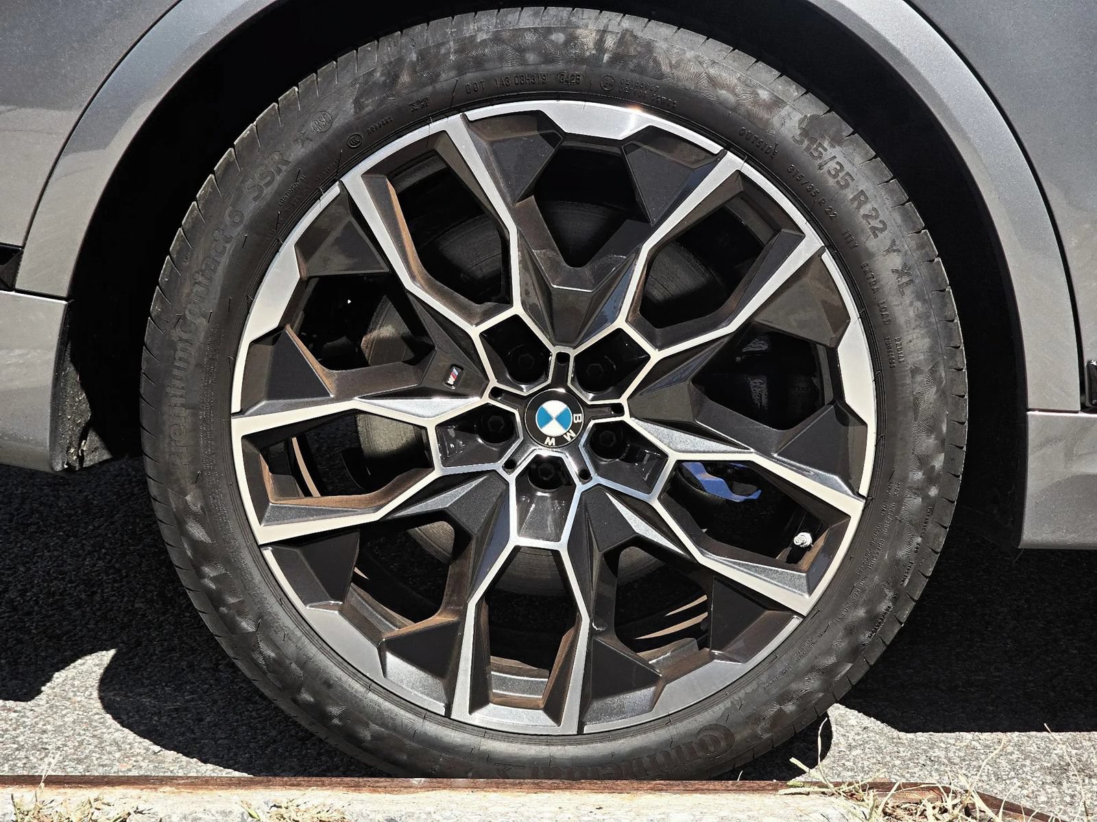 Used 2024 BMW X7 M60i w/ Executive Package AWD/4WD image 15