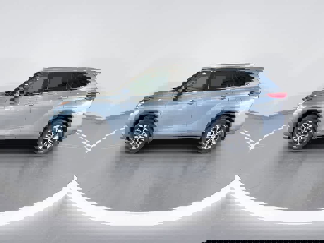 Used 2020 Toyota Highlander XLE image 5