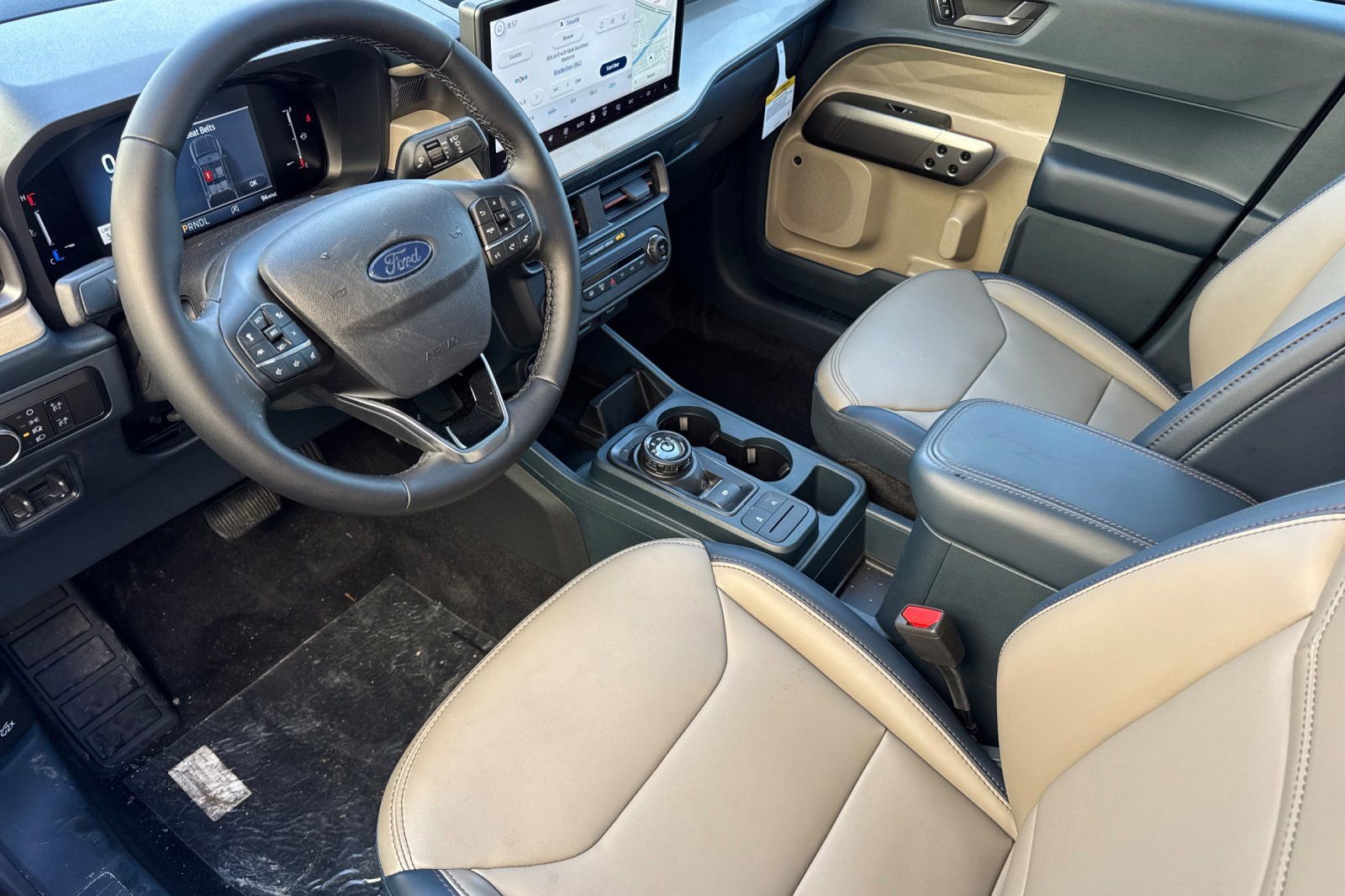 Used 2026 Ford Maverick Lariat w/ 4K Tow Package AWD/4WD image 11